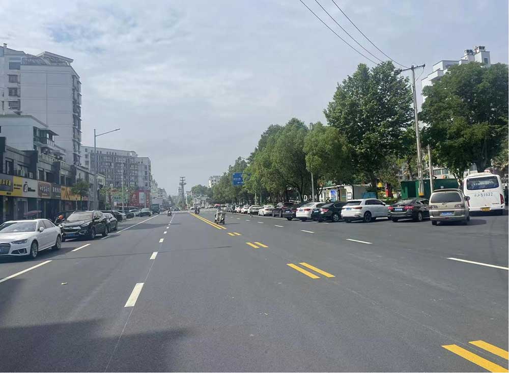 完善基礎(chǔ)設(shè)施提升改造，確保人民群眾出行安全